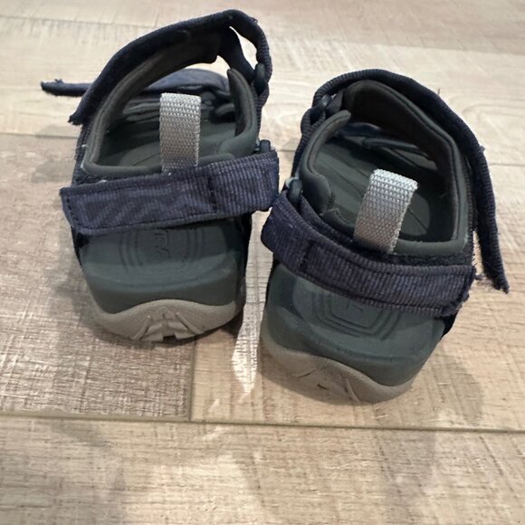 Teva Navy Blue Adjustable Strap Sandals For Kids Durable Outdoor Comfort SIZE 12 - Picture 5 of 9